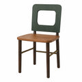 Silla de madera con respaldo verde y patas marrones